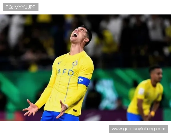 足球明星因肺炎住院治疗引发球迷广泛关注与担忧